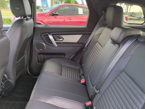 Used 2025 Land Rover Discovery Sport Dynamic SE image 14