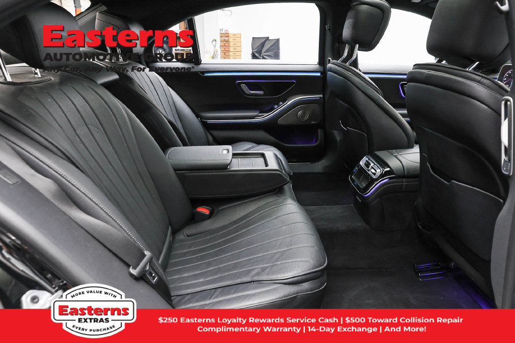 Used 2022 Mercedes-Benz S 500 4MATIC w/ AMG Line Package image 26