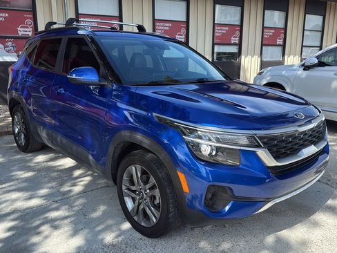 Used 2021 Kia Seltos S FWD image 3