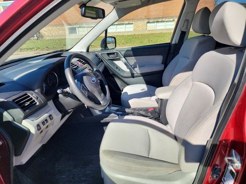 Used 2014 Subaru Forester 2.5i Premium w/ All-Weather Package image 9