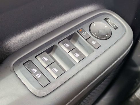 Used 2026 Hyundai Santa Fe SEL FWD image 25