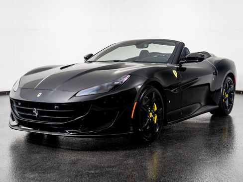 Used 2019 Ferrari Portofino image 22