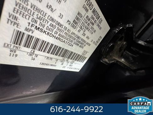Used 2024 Ford Explorer XLT w/ Equipment Group 202A AWD/4WD image 27