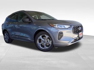 Used 2023 Ford Escape ST-Line video 4