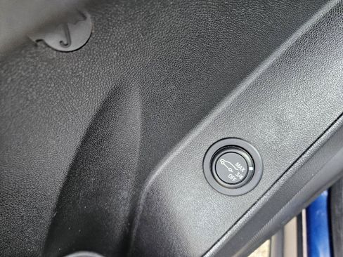 Used 2022 Chevrolet Equinox LT AWD/4WD image 11