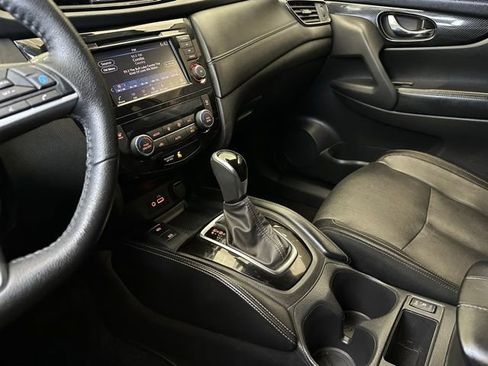 Used 2020 Nissan Rogue SL AWD/4WD image 29