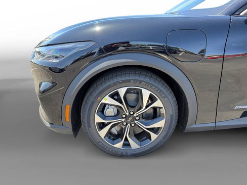 New 2026 Ford Mustang Mach-E Select RWD image 9
