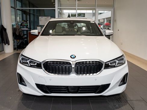 Used 2026 BMW 330i xDrive Sedan w/ Convenience Package AWD/4WD image 2