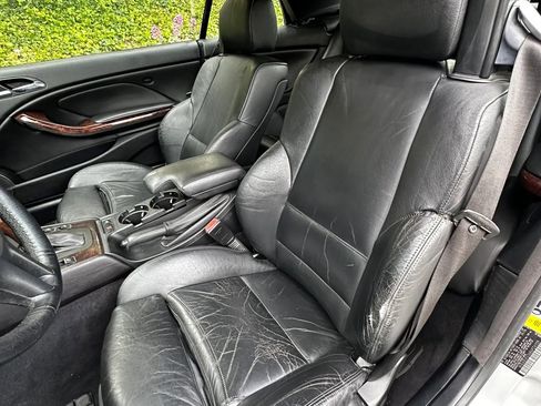 Used 2006 BMW 330Ci Convertible image 22