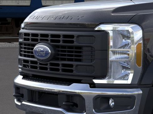 New 2026 Ford F450 XL w/ 360-Degree Camera Package image 39