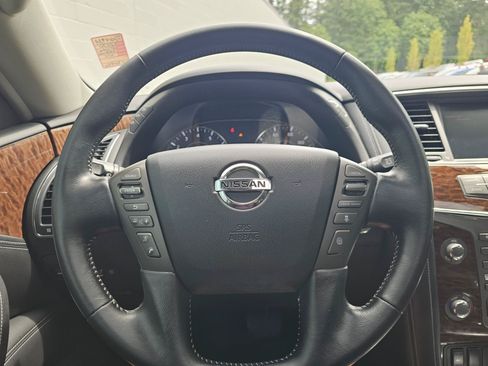 Used 2020 Nissan Armada SL w/ Premium Package AWD/4WD image 23