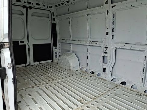 Used 2025 RAM ProMaster 2500 w/ Convenience Group FWD image 10