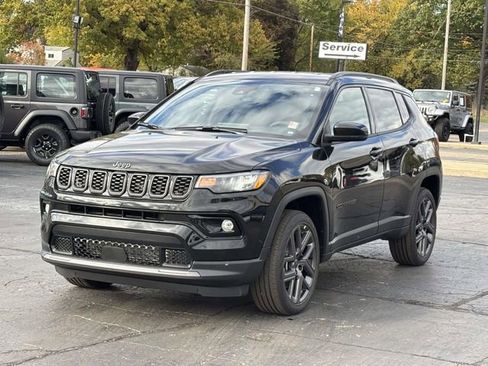 New 2026 Jeep Compass Limited image 25