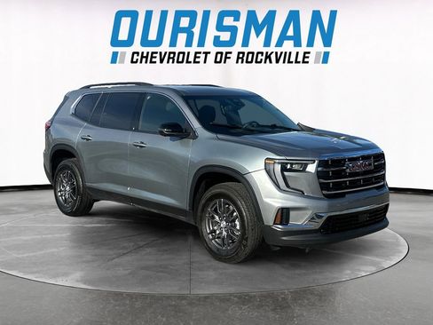 Used 2025 GMC Acadia Elevation image 1