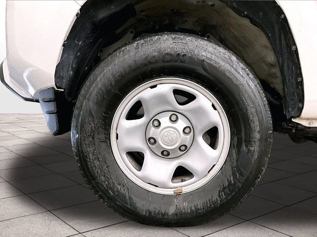 Used 2023 Toyota Tacoma SR AWD/4WD image 8