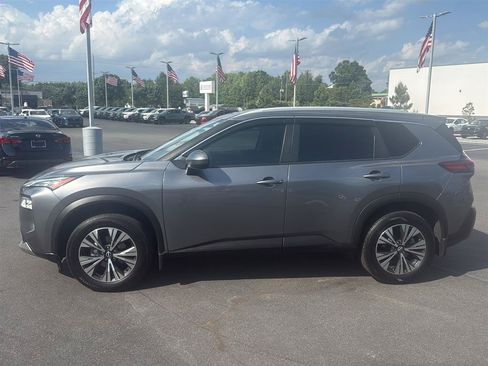 Certified 2023 Nissan Rogue SV w/ SV Premium B Package FWD image 3