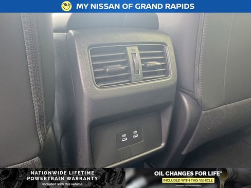 New 2026 Nissan Rogue Platinum AWD/4WD image 23