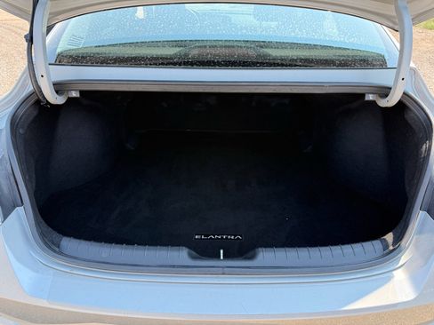 Used 2023 Hyundai Elantra SEL w/ Convenience Package FWD image 31