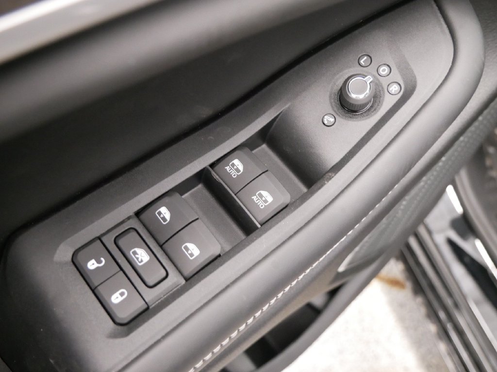New 2027 Jeep Grand Cherokee Limited AWD/4WD image 19