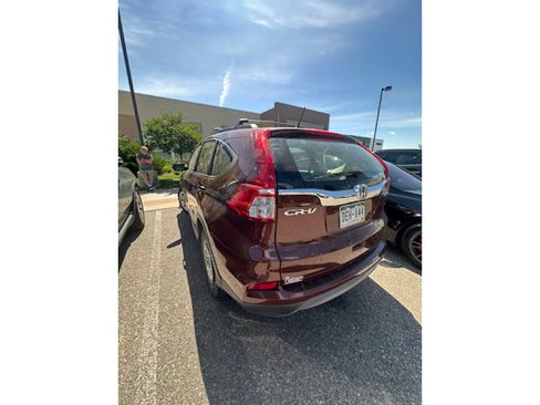 Used 2015 Honda CR-V LX image 3