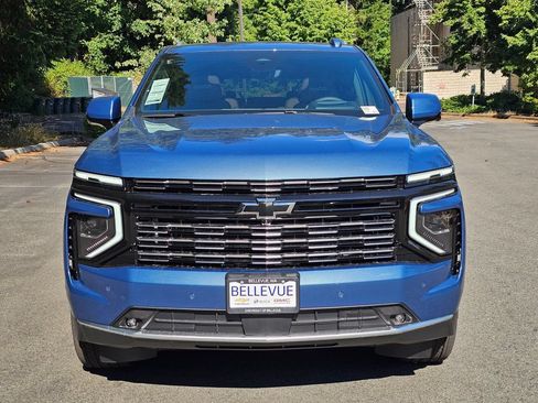 New 2026 Chevrolet Suburban High Country AWD/4WD image 8