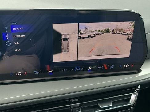 New 2026 Chevrolet Traverse LT w/ Midnight/Sport Edition image 32