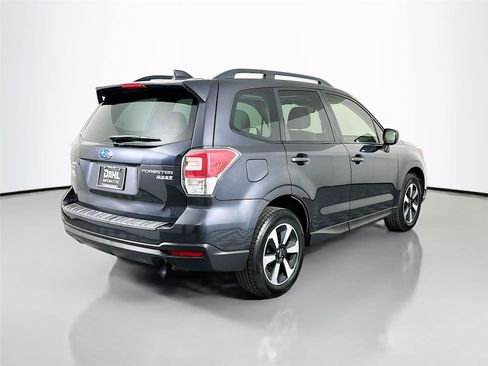 Used 2017 Subaru Forester 2.5i Premium w/ All-Weather Package image 13