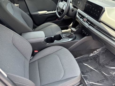 Used 2025 Kia K4 FWD image 33