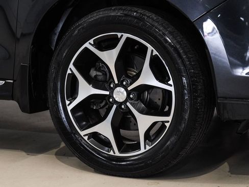 Used 2016 Subaru Forester 2.0XT Touring w/ Eyesight & Navigation System image 55