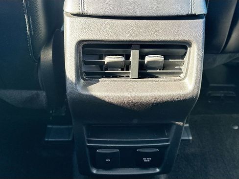 Used 2018 Ford Edge SEL w/ Equipment Group 201A image 30