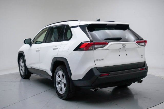 Used 2019 Toyota RAV4 XLE w/ All Weather Liner Package AWD/4WD image 3