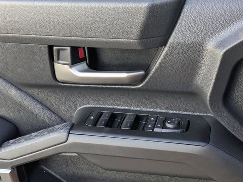 Used 2025 Toyota Tacoma TRD Sport image 23