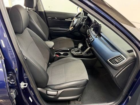 Used 2023 Kia Seltos S w/ Navigation Package FWD image 35