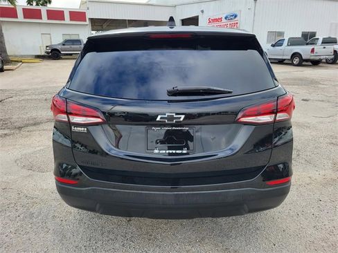 Used 2024 Chevrolet Equinox LS w/ LS Convenience Package image 13