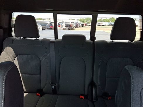 Used 2022 RAM 1500 Big Horn AWD/4WD image 20