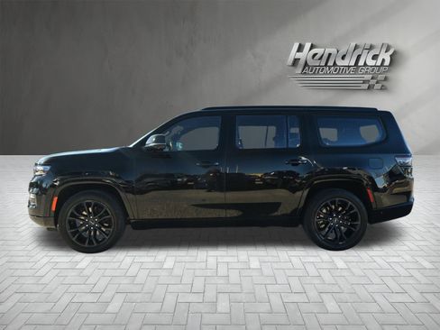 Used 2022 Jeep Grand Wagoneer Series II Obsidian image 10