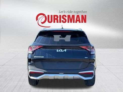 Used 2024 Kia Sportage EX image 3