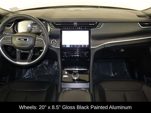 Used 2024 Jeep Grand Cherokee L Limited w/ Black Appearance Package image 14