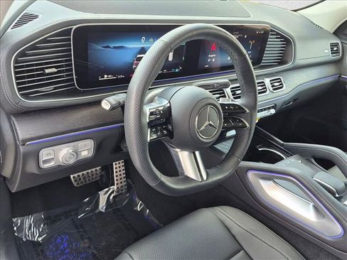 Certified 2026 Mercedes-Benz GLS 450 4MATIC image 10