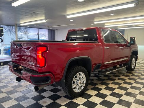 Used 2024 Chevrolet Silverado 2500 High Country w/ Technology Package AWD/4WD image 22