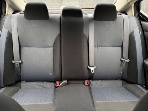 Used 2025 Nissan Versa SV FWD image 36