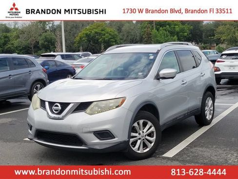 Used 2015 Nissan Rogue SV w/ SV Premium Package AWD/4WD image 1