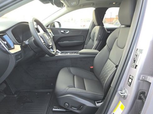 New 2026 Volvo XC60 B5 Plus w/ Protection Package Premier image 24