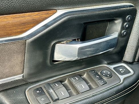 Used 2022 RAM 3500 Laramie image 18