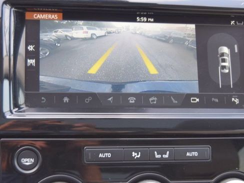 Used 2019 Land Rover Discovery HSE AWD/4WD image 29