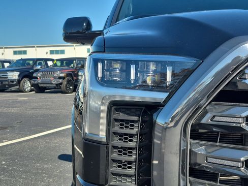 Used 2024 Toyota Tundra Platinum image 7