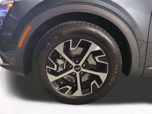 Used 2023 Kia Sportage EX FWD image 11