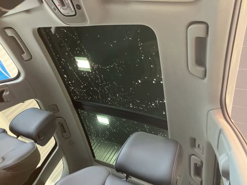 Used 2023 Audi Q5 2.0T Prestige w/ Prestige Package image 12