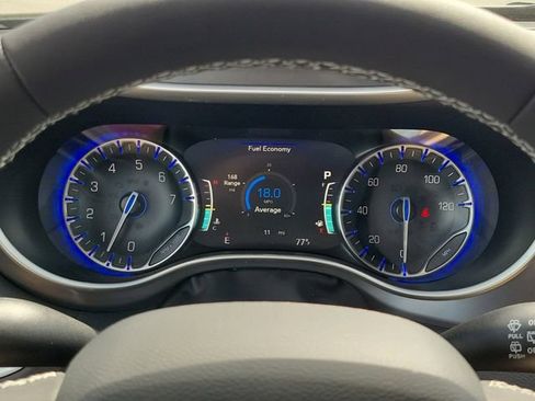 New 2026 Chrysler Voyager LX image 21