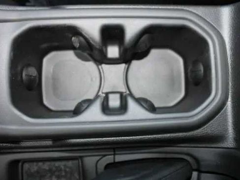 New 2024 Jeep Gladiator Sport image 26